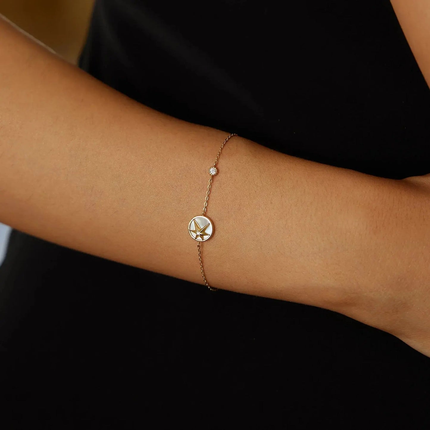 Ania Haie B065-02G Βραχιόλι Star Mother Of Pearl από Επιχρυσωμένο Ασήμι