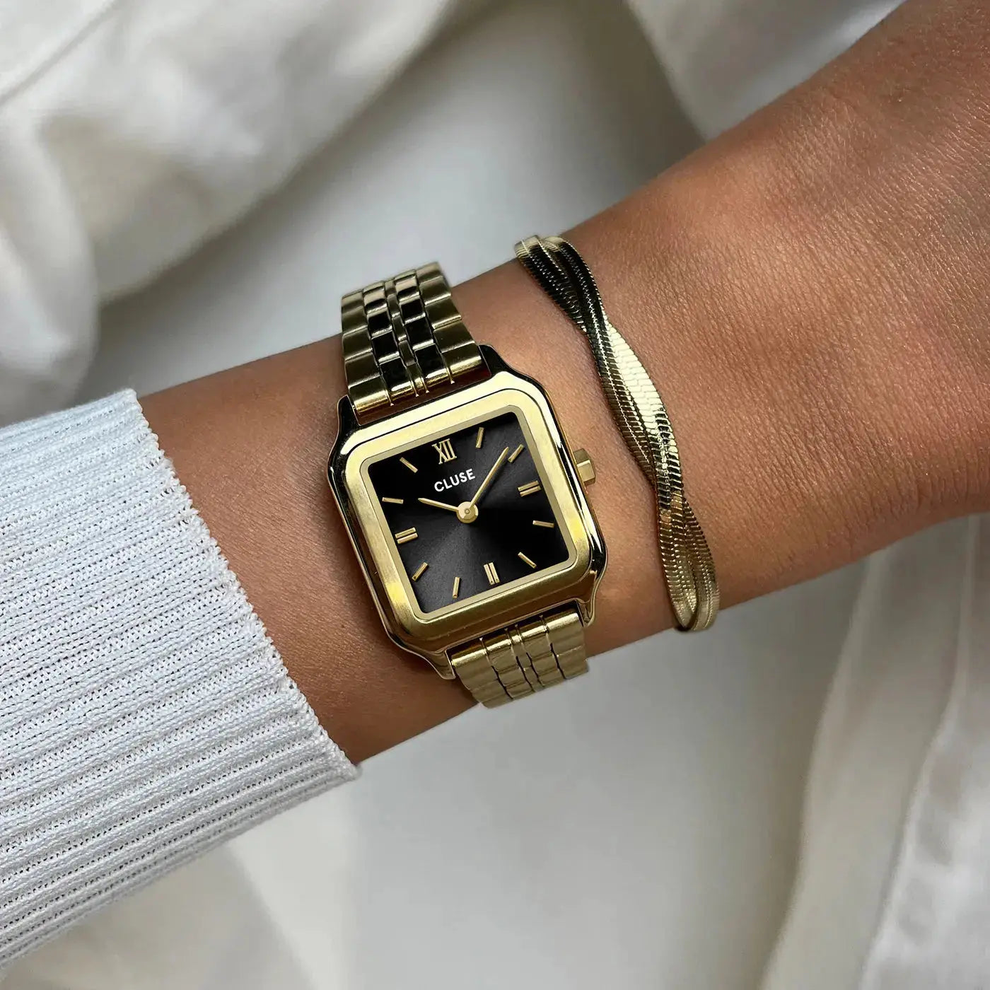 Cluse CG11802 Gracieuse Petite Gold Stainless Steel Bracelet Gift Box Cluse