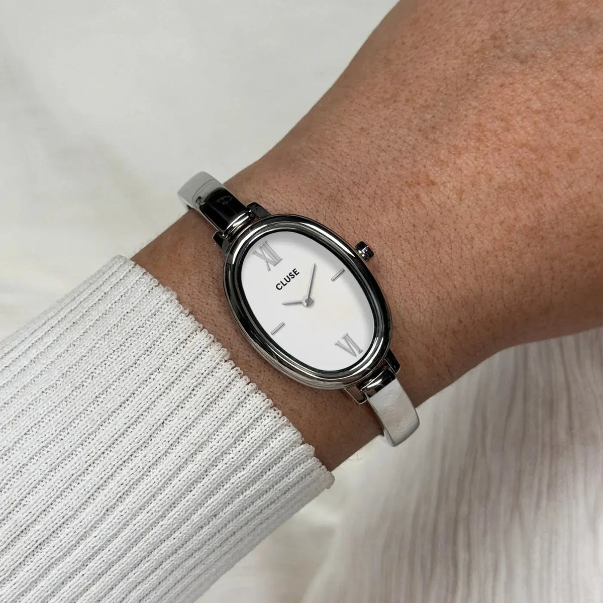 Cluse CW16102 L'Ovale Silver Stainless Steel Bracelet
