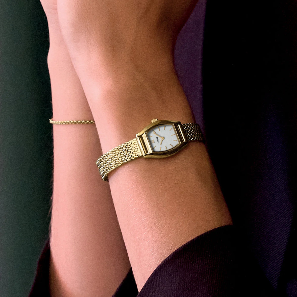 Cluse CW16501 Tonnette Mini Gold Stainless Steel Mesh Bracelet