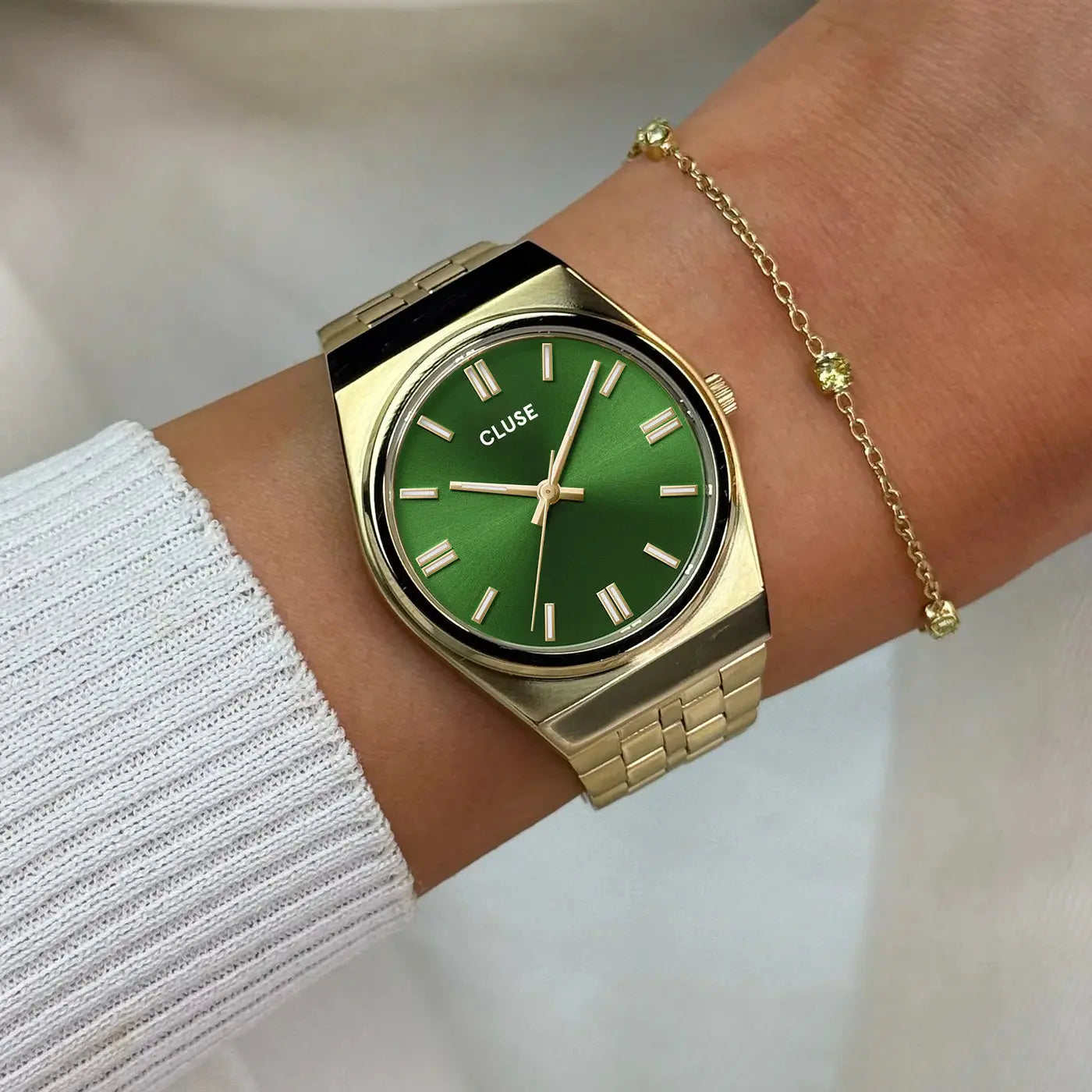 Cluse CW35105 Retro 70's Gold Stainless Steel Bracelet