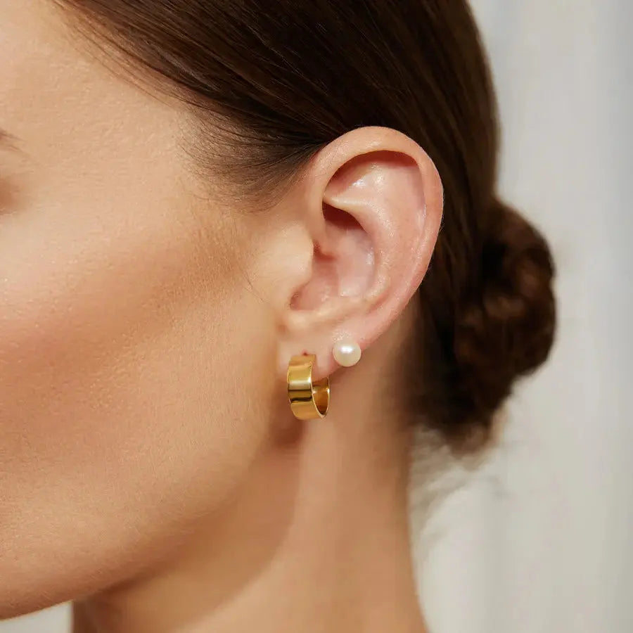 SC036-3M Butterfly Earrings in Gold Plated Silver