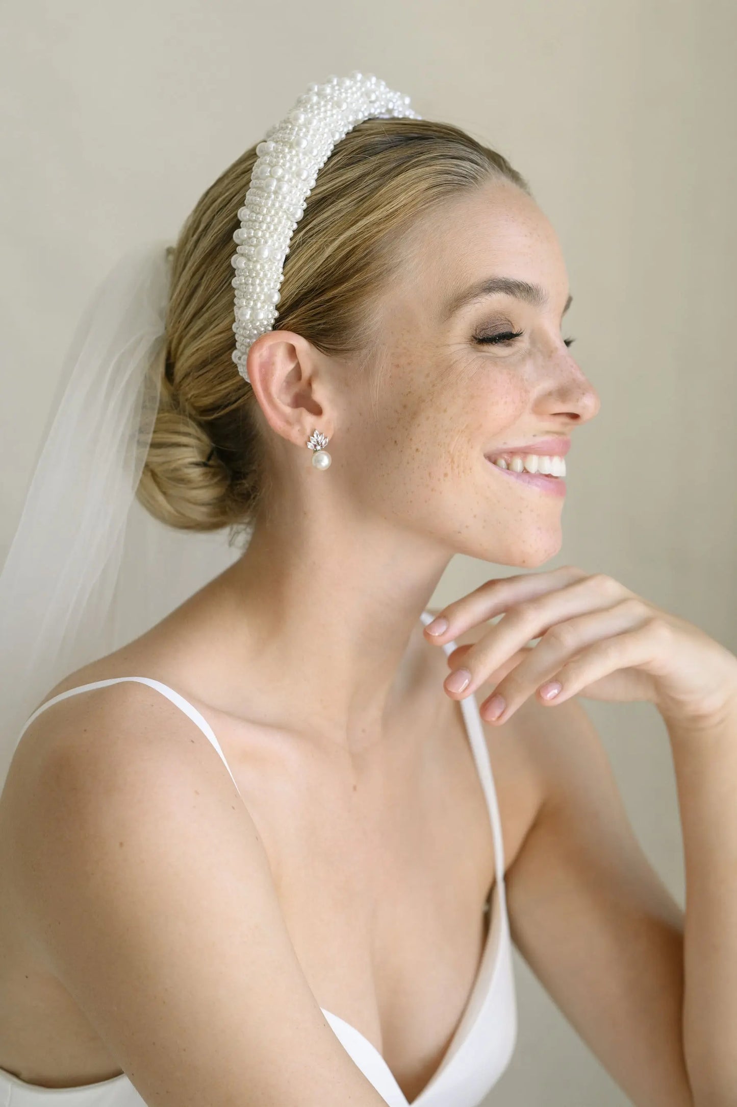 Gloria Hope GH24W-10068 Νυφικά Σκουλαρίκια Από Ατσάλι με Λευκά Ζιργκόν και Πέρλες Gloria Hope