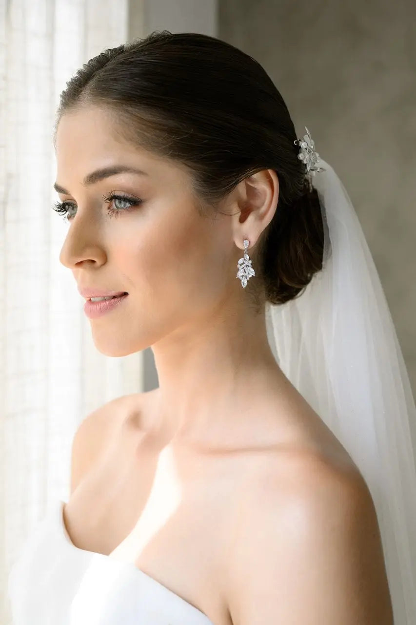 Gloria Hope GH25W-10080 Νυφικά Σκουλαρίκια Από Ατσάλι με Λευκά Ζιργκόν