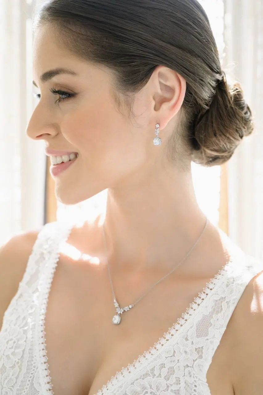 Gloria Hope GH25W-10084 Νυφικό Σετ Κολιέ με Σκουλαρίκια Από Ατσάλι με Λευκά Ζιργκόν