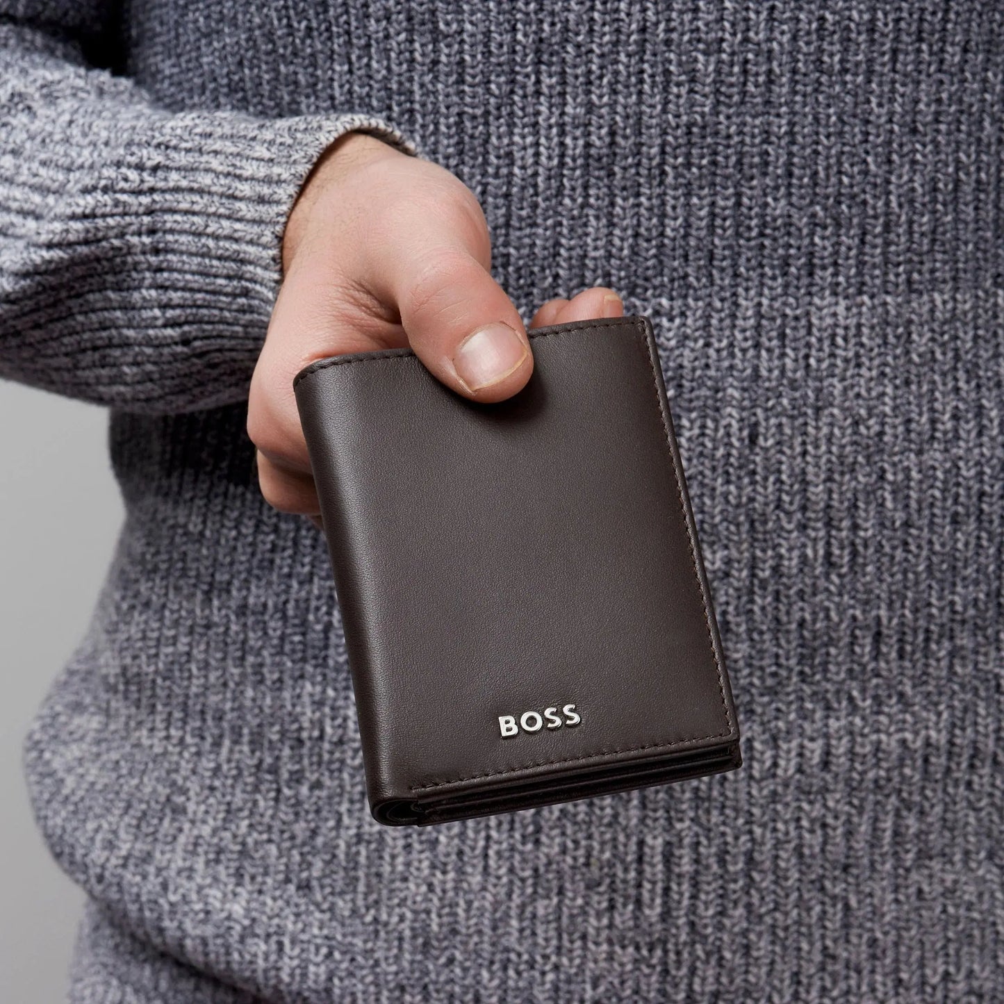 HUGO BOSS HLO403Y Πορτοφόλι Vertical Flap Classic Smooth Brown Wallet
