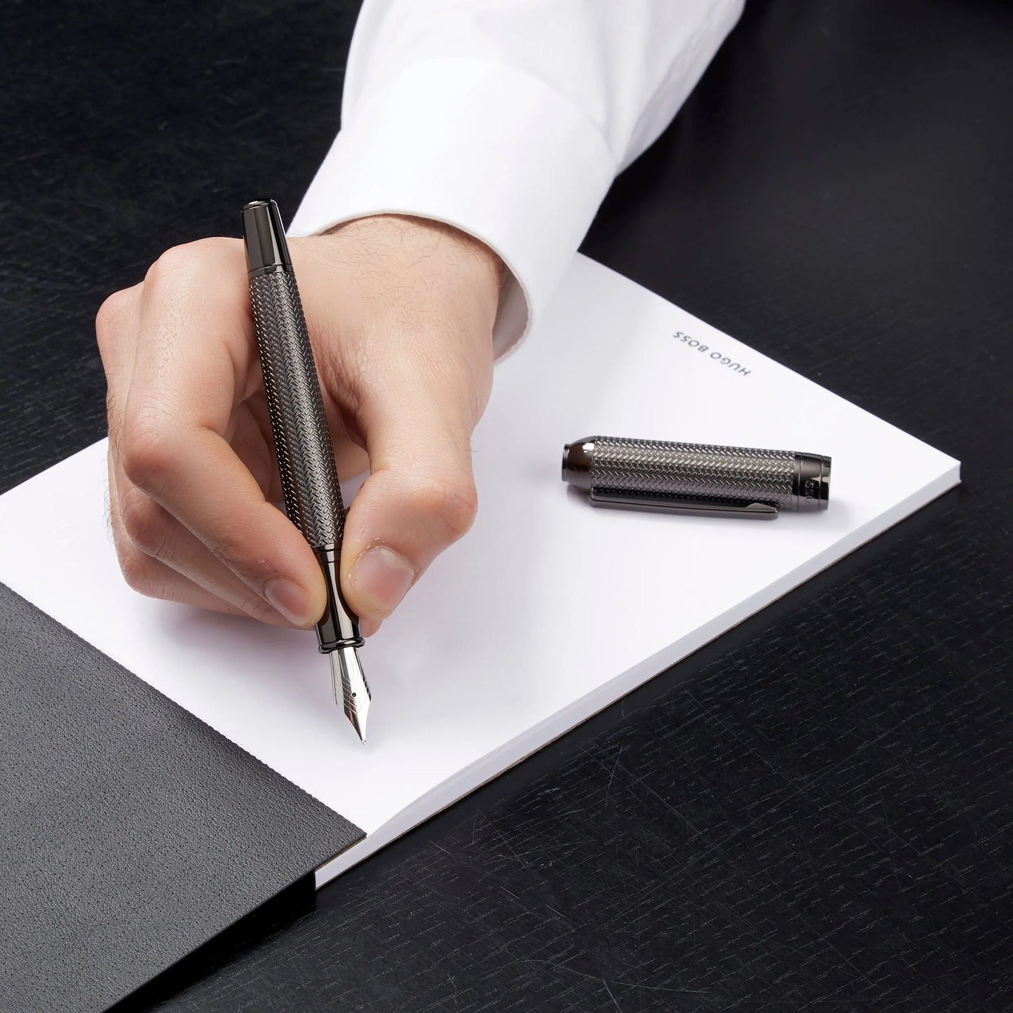 HUGO BOSS HSI4652D Πένα Elemental Gun Fountain Pen Hugo Boss