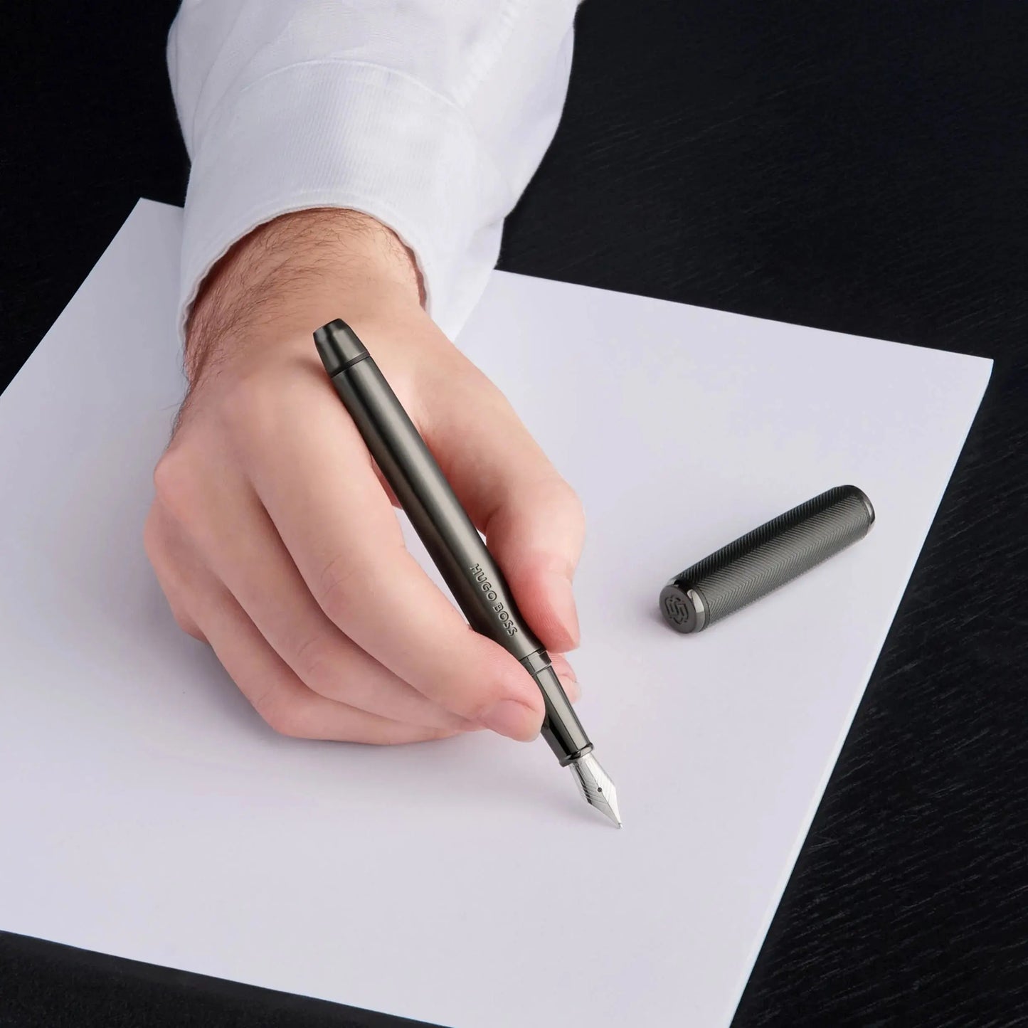 HUGO BOSS HSL5652A Πένα Pace Black & Gun Fountain Pen