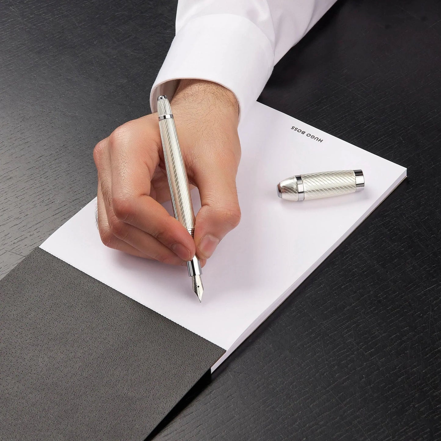 HUGO BOSS HSW4454C Πένα Arc Futurist Silver Fountain Pen Hugo Boss
