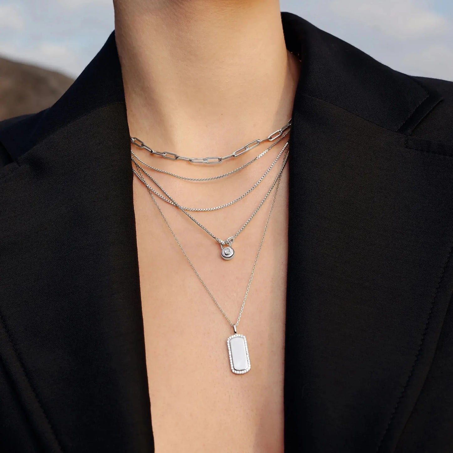 GM220W Zircon Heart Necklace In Platinum Plated Silver