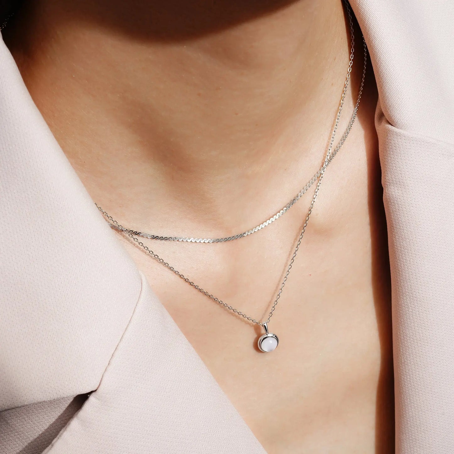 GM220W Zircon Heart Necklace In Platinum Plated Silver
