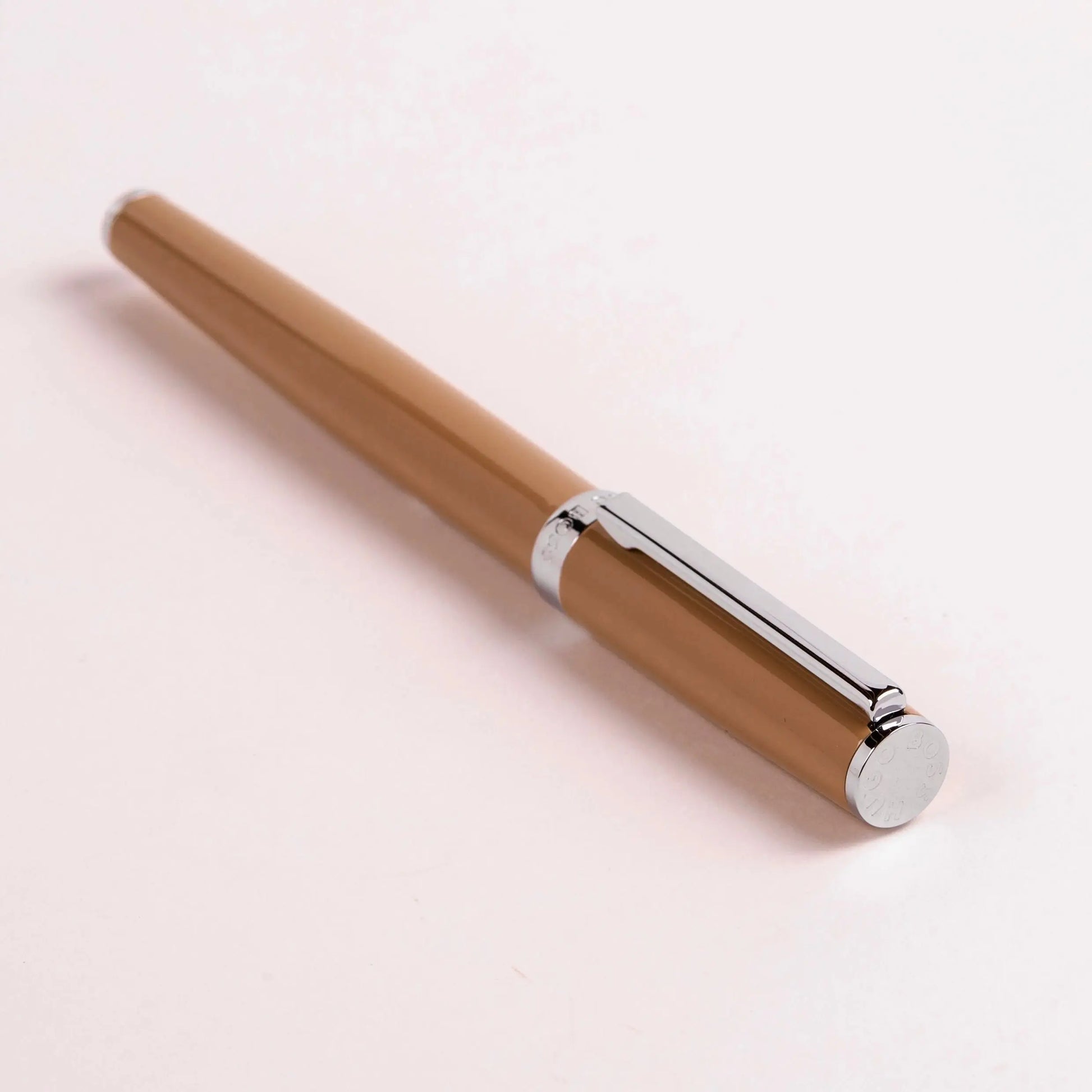 HUGO BOSS HSN2545Z Στυλό Gear Icon Camel Rollerball Pen - Κοσμηματοπωλείο Goldy