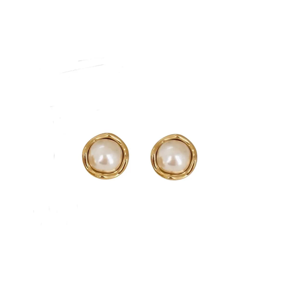 SC270-1W Stud Earrings in Platinum Plated Silver