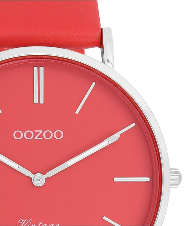 OOZOO C20324 40mm Vintage Red Leather Strap