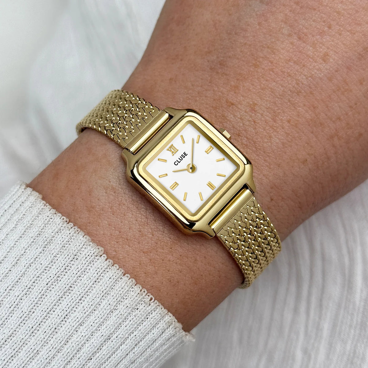 Cluse CW15509 Gracieuse Mini Gold Stainless Steel Mesh Bracelet
