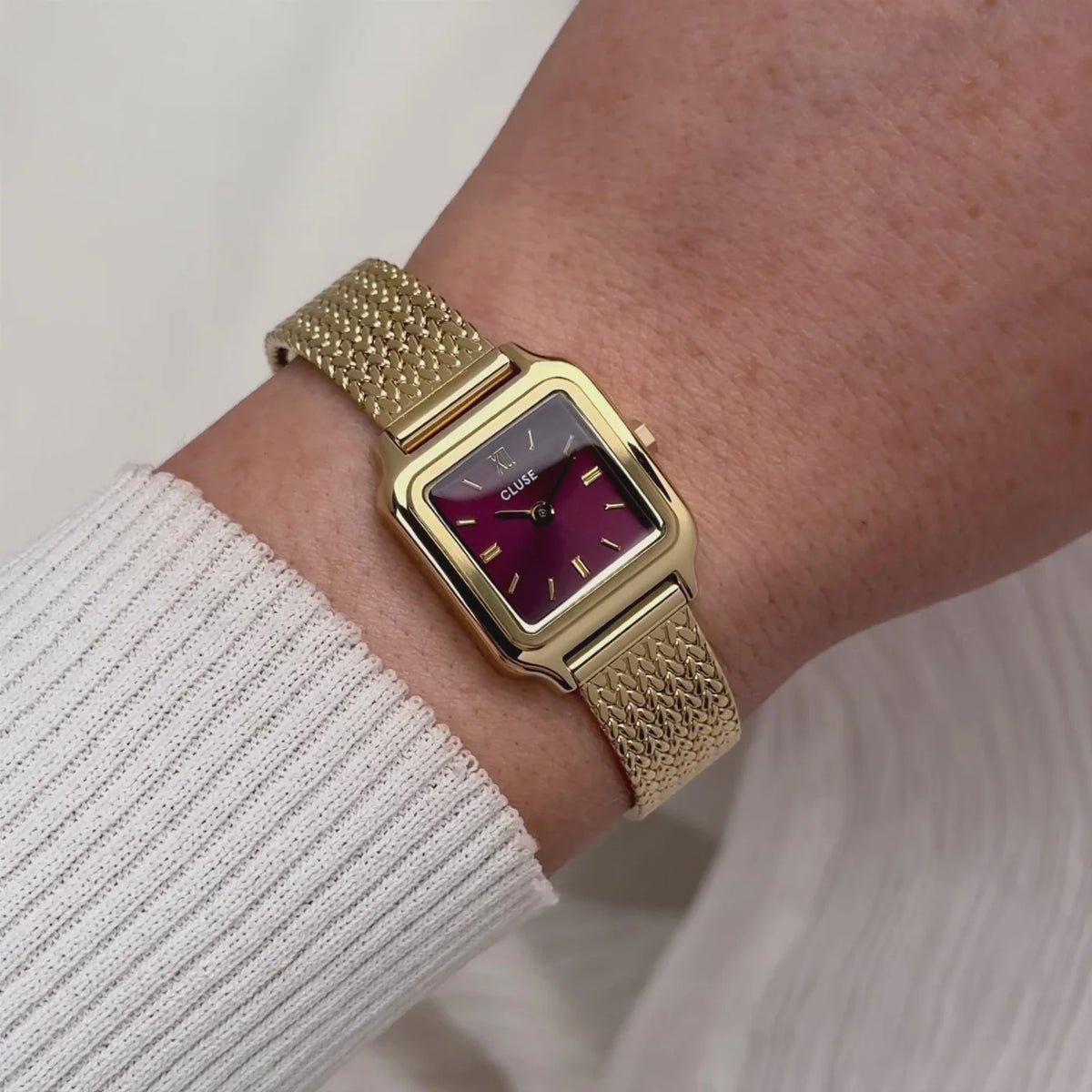 Cluse CW15510 Gracieuse Mini Gold Stainless Steel Mesh Bracelet