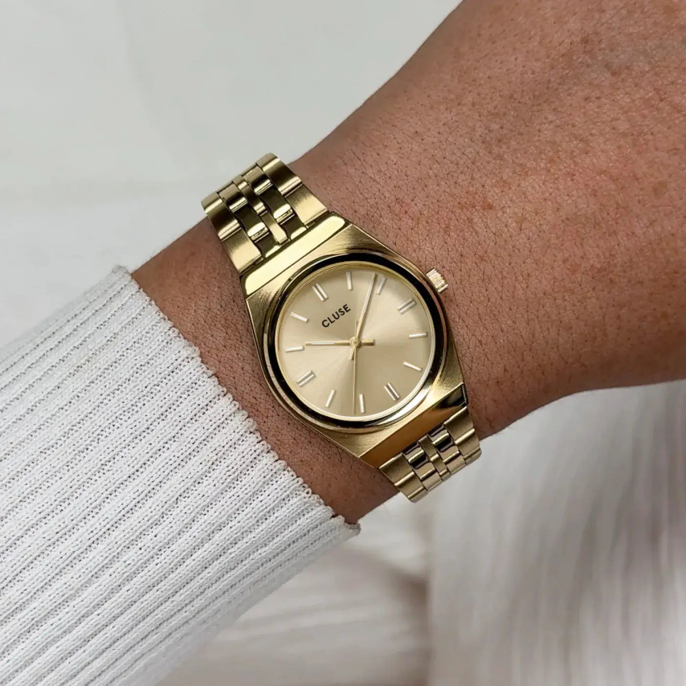 Cluse CW16302 Retro 70s Mini Gold Stainless Steel Bracelet