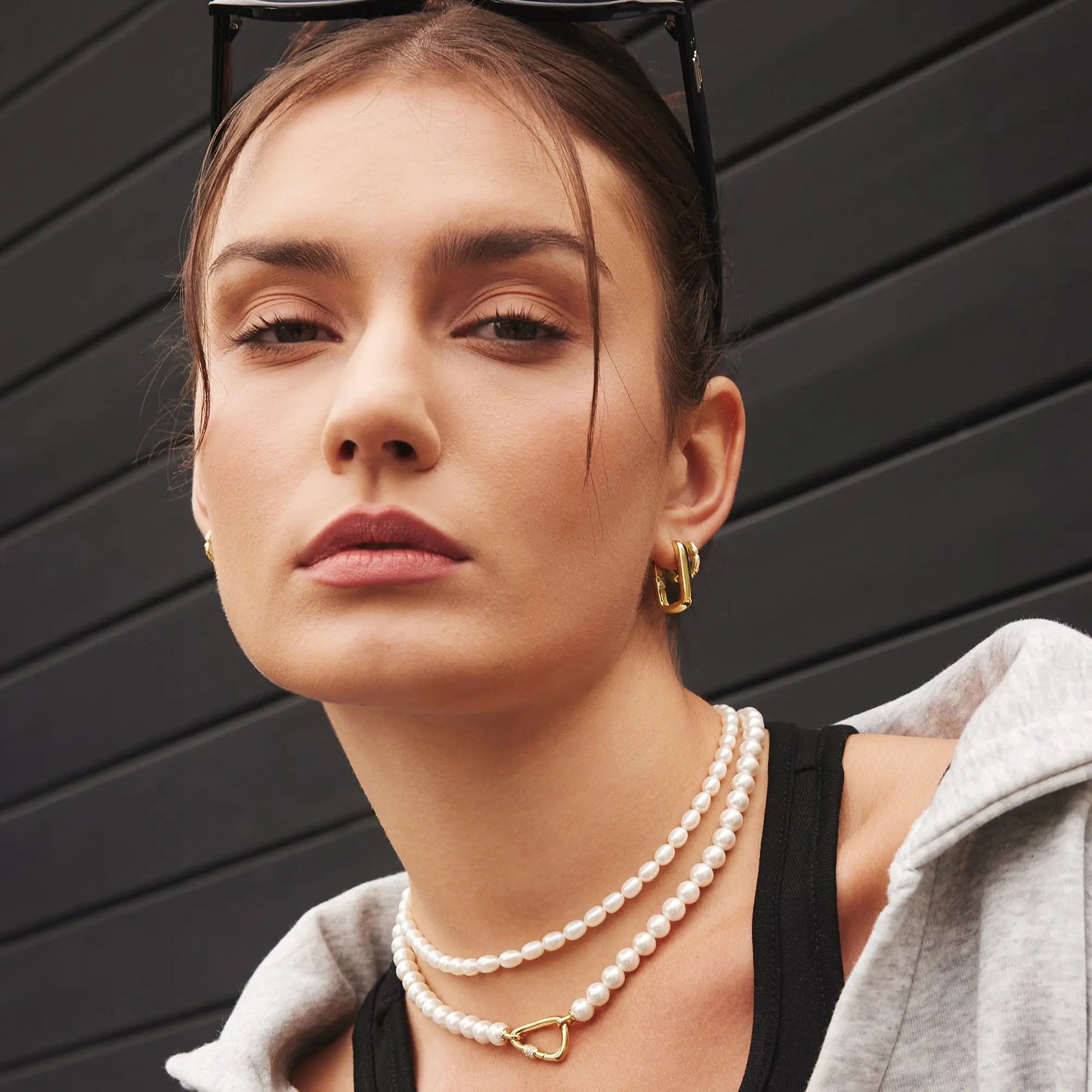 Ania Haie E069-02G Σκουλαρίκια Segmented Puffy Hoop από Επιχρυσωμένο Ασήμι