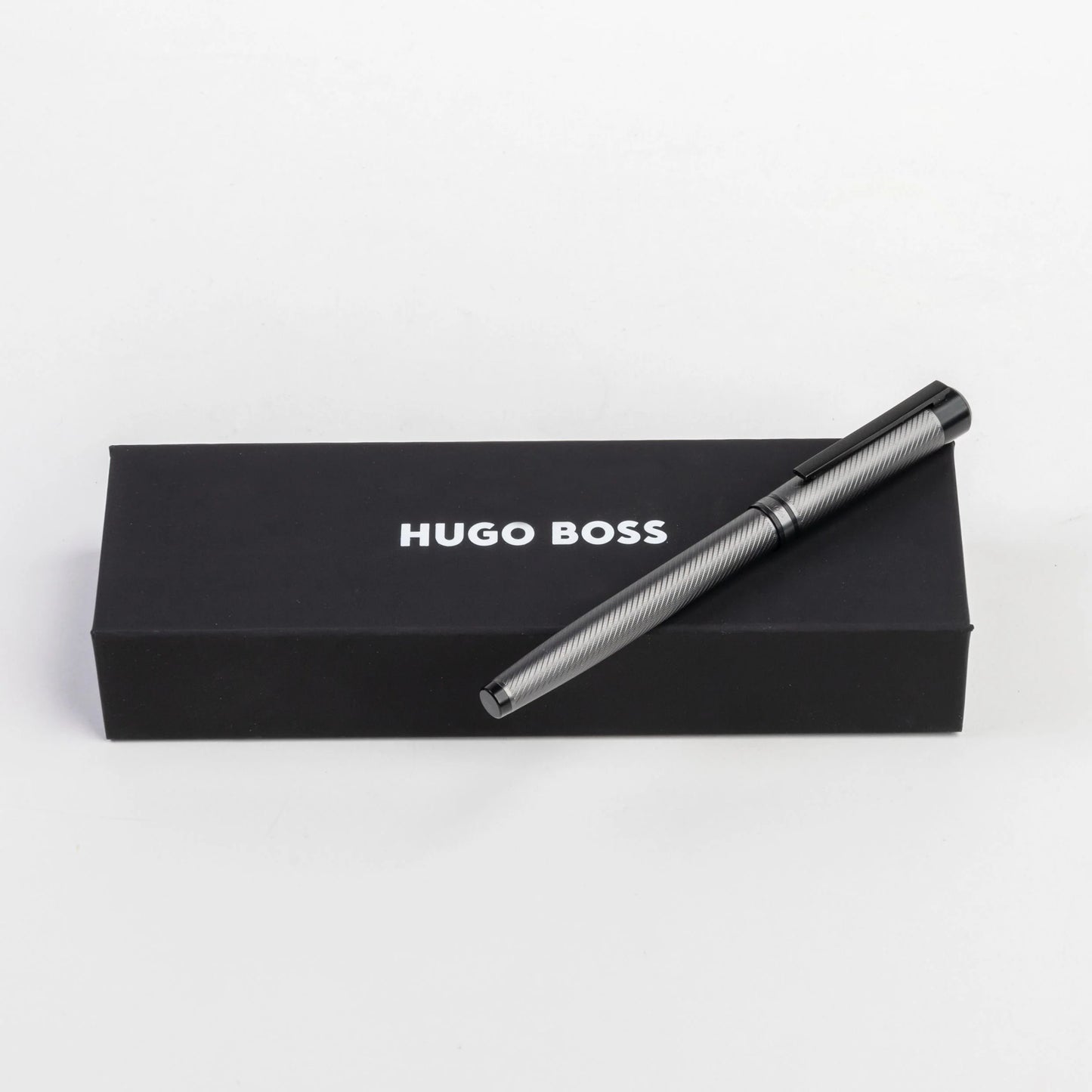 HUGO BOSS HSY2655B Filament Chrome Rollerball Pen