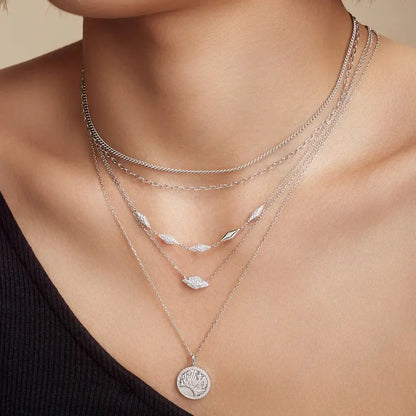 GM220W Zircon Heart Necklace In Platinum Plated Silver