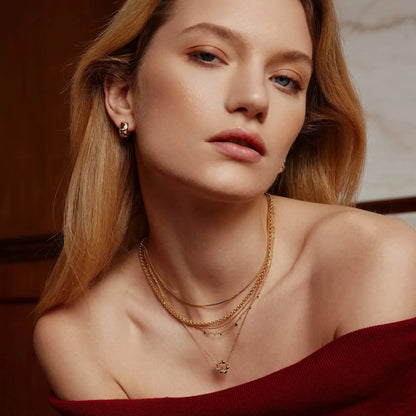 GM220W Zircon Heart Necklace In Platinum Plated Silver