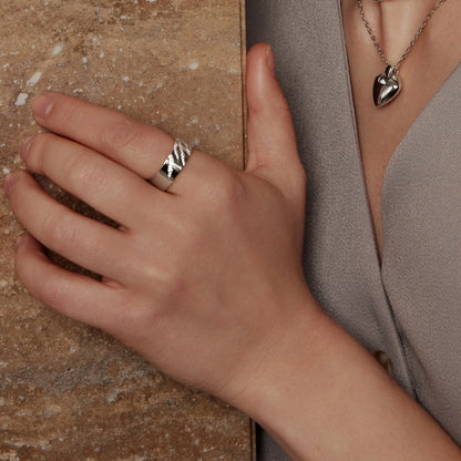 GM220W Zircon Heart Necklace In Platinum Plated Silver