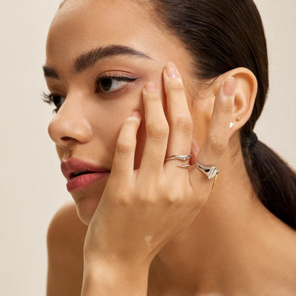 Ring RG018-1 Single Stone In Platinum Plated Silver