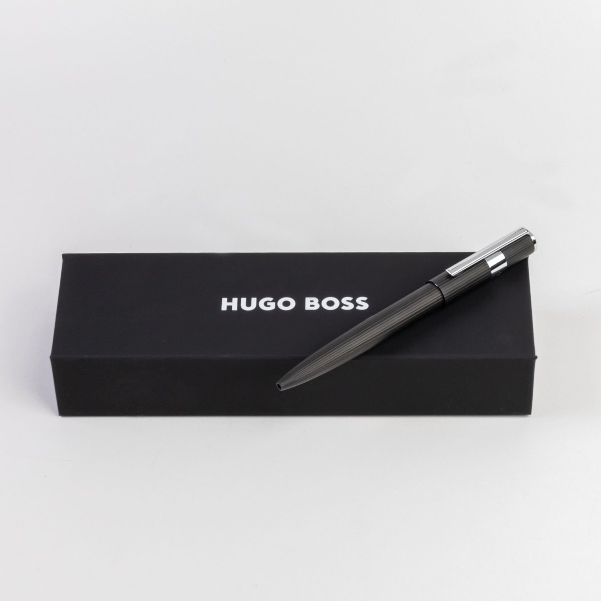 HUGO BOSS HSV2854A Στυλό Gear Ballpoint Pen Pinstripe Black / Chrome - Κοσμηματοπωλείο Goldy